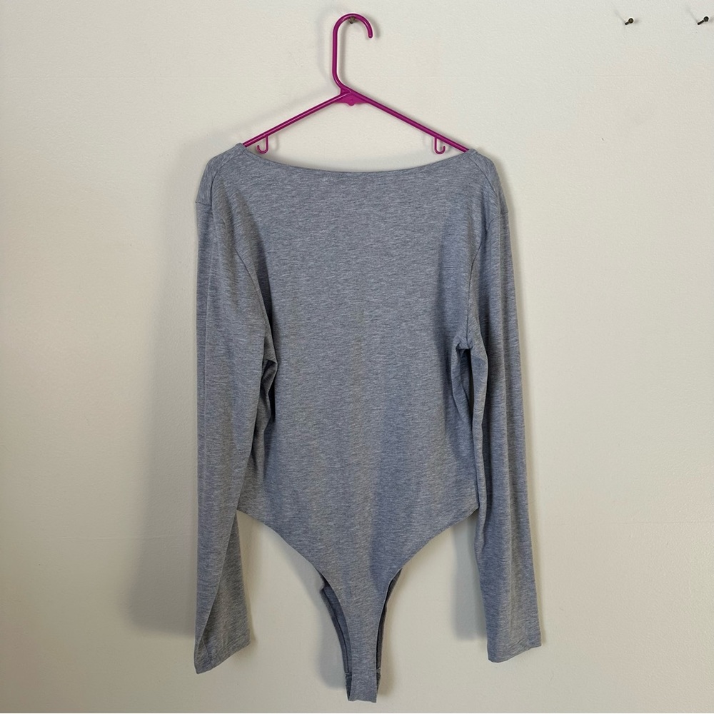 BooHoo Gray Thong Bodysuit NWT - Picture 2 of 3